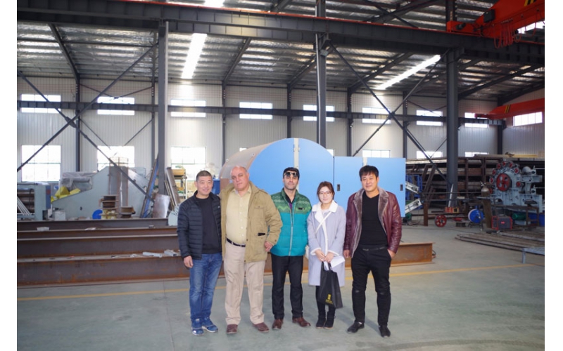 恰逢公司成立15周年慶，伊朗氣流成網(wǎng)針刺保溫棉生產(chǎn)線